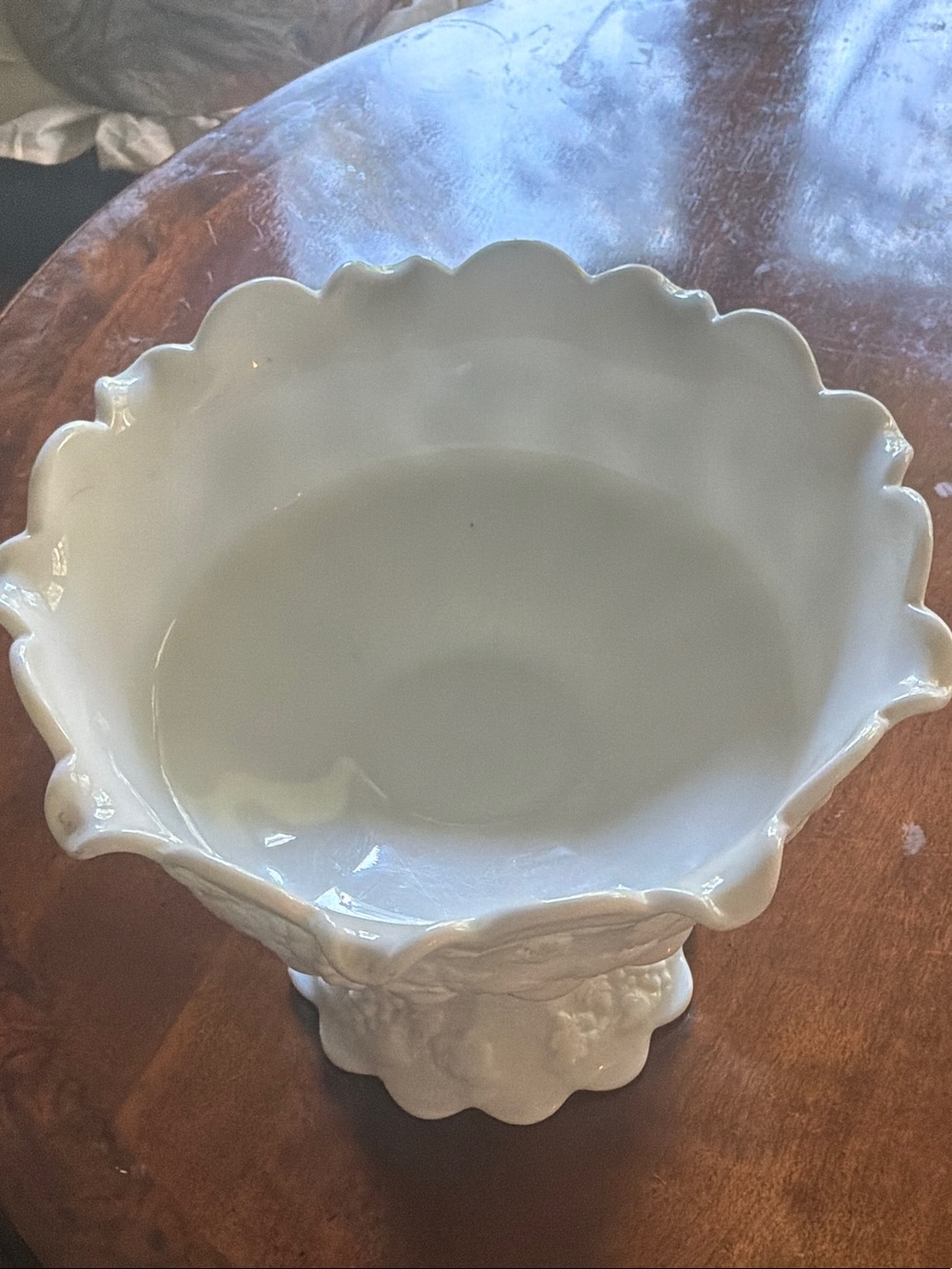 Source Unknown White Scalloped Pedestal Serving Bowl